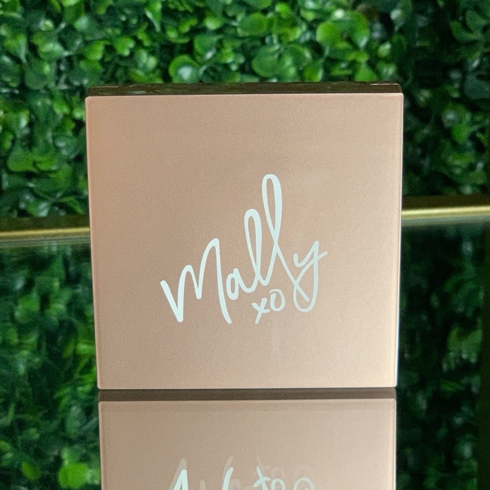 Mally Face Defender | Universal | NEW | Full Size - Picture 10 of 16